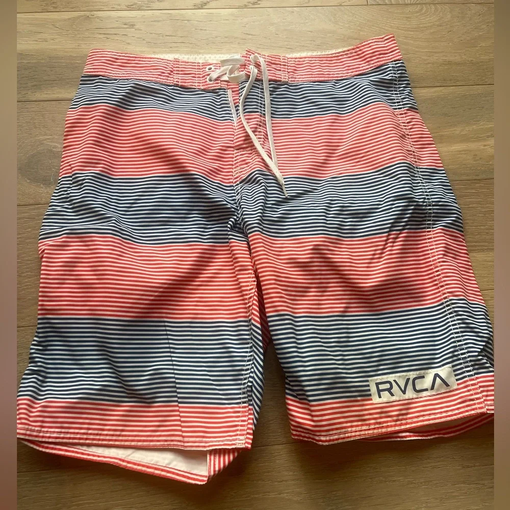 RVCA closure grab originally